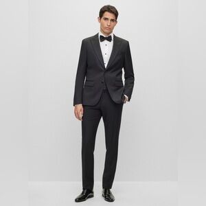 EXQUISITE! Men’s BOSS by “Hugo Boss” Jet Black Tuxedo! 32/34 x 38L. Worn Once!